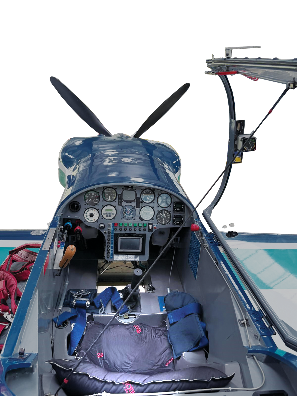 TOTIM foam seat insert detail for aerobatic aircraft